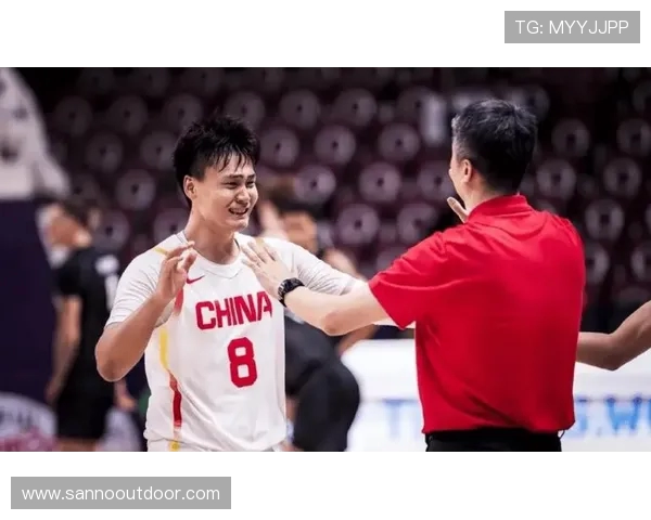 男篮世预赛精彩对决以色列迎战强敌塞尔维亚全力争胜展现实力